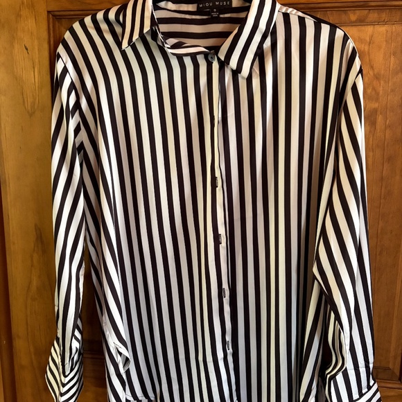 Striped blouse - Picture 5 of 9